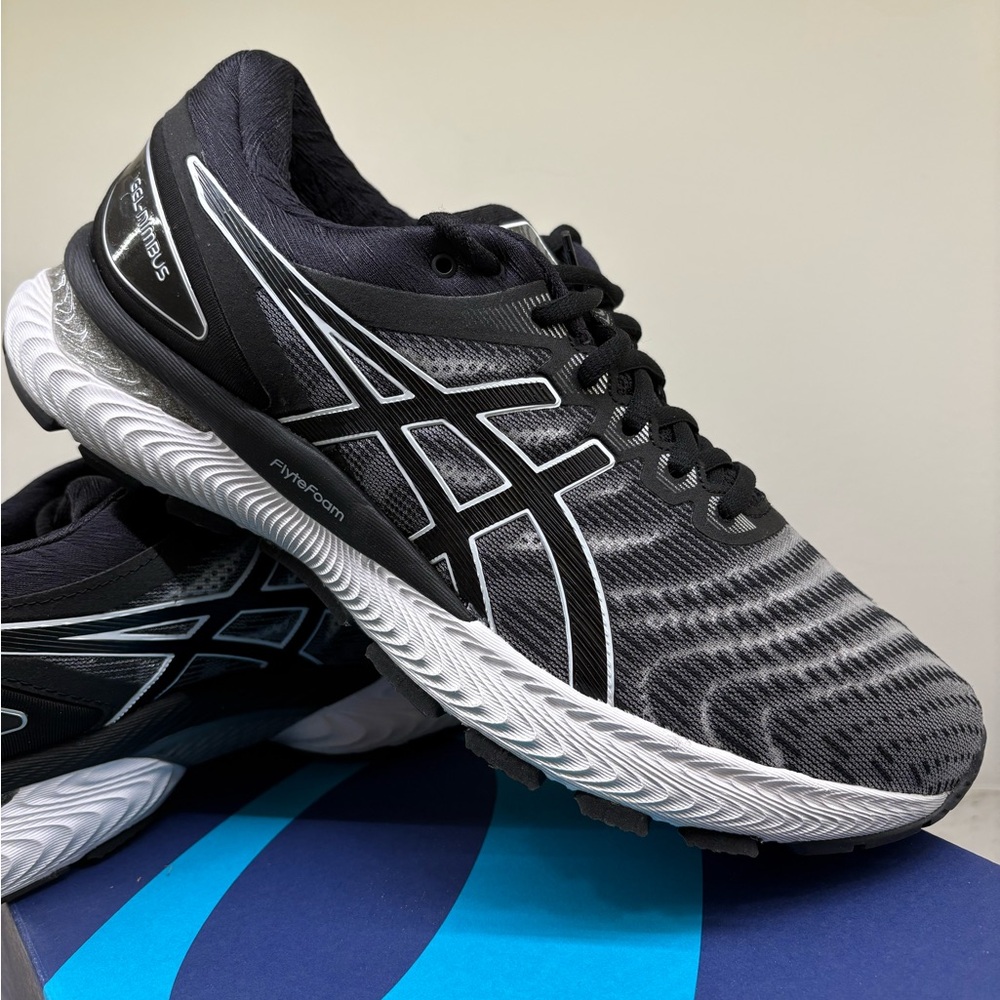 ASICS Gel-Nimbus 22 Men’s Shoes